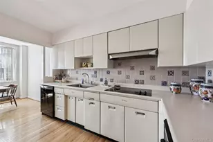 2 Salisbury Pt, Nyack, NY 10960 - Photo 8
