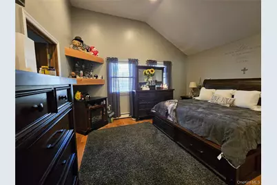 522 Rowlinson Drive, Shirley, NY 11967 - Photo 28