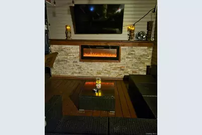 522 Rowlinson Drive, Shirley, NY 11967 - Photo 8