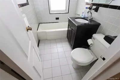 9941 64th Avenue #D17, Rego Park, NY 11374 - Photo 24