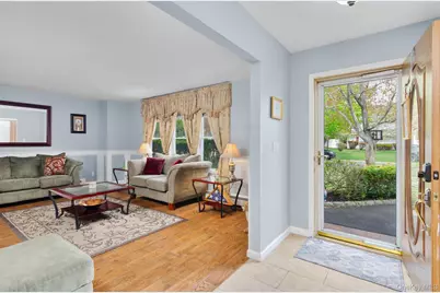18 Calicotree Lane, Coram, NY 11727 - Photo 4