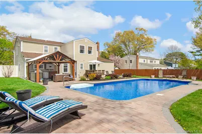18 Calicotree Lane, Coram, NY 11727 - Photo 30