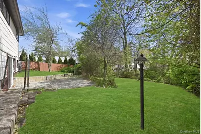 49 Forrest Place, Amityville, NY 11701 - Photo 26