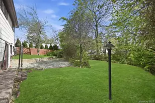 49 Forrest Pl, Amityville, NY 11701 - Photo 26