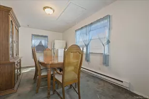 49 Forrest Pl, Amityville, NY 11701 - Photo 12