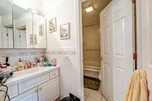 15 S Country Cmn, West Islip, NY 11795 - Photo 14