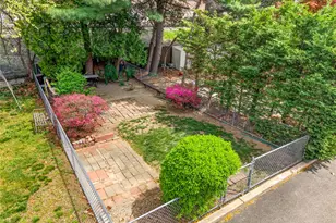 62-07 Alderton St, Rego Park, NY 11374 - Photo 22
