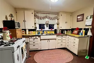 35 Spring St, Goshen, NY 10924 - Photo 8