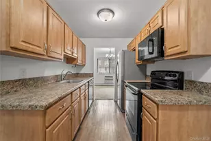 24 Carhart Ave, White Plains, NY 10605 - Photo 10