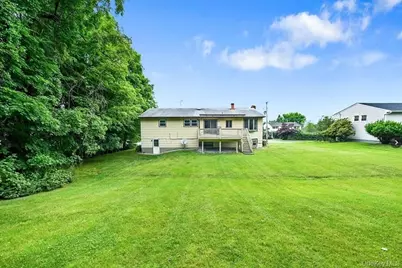 28 Peter Bush Drive, Monroe, NY 10950 - Photo 10