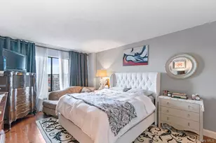 25-40 Shore Blvd, Astoria, NY 11102 - Photo 12