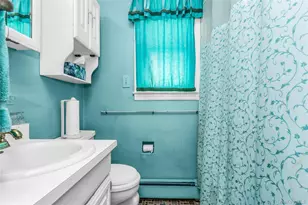 11 Skidmore Pl, Valley Stream, NY 11581 - Photo 6