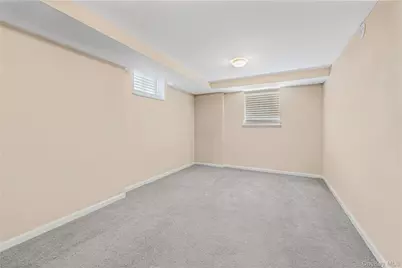 38 Borcher Avenue, Yonkers, NY 10704 - Photo 22