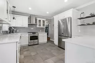 11 Burdsall Dr, Port Chester, NY 10573 - Photo 10