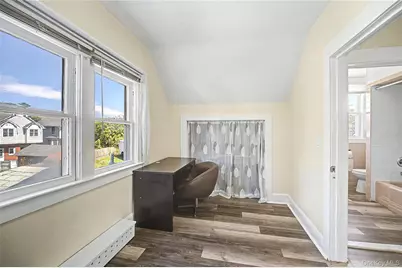 6 Littleworth Lane, Sea Cliff, NY 11579 - Photo 8
