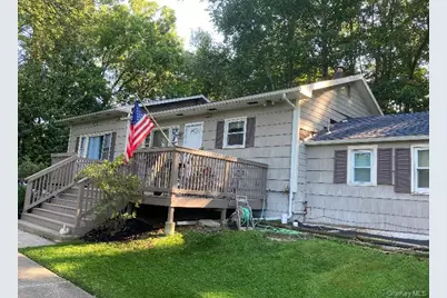 747 Bloomingburg Road, Bloomingburg, NY 12721 - Photo 2