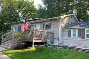 747 Bloomingburg Rd, Bloomingburg, NY 12721 - Photo 2