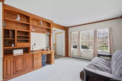 11 Gale Drive, Poughkeepsie, NY 12603 - Photo 10