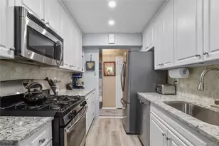 11 Balint Dr, Yonkers, NY 10710 - Photo 10