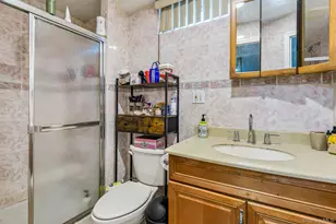 183 Litchfield Ave, Elmont, NY 11003 - Photo 36
