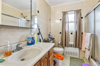 183 Litchfield Avenue, Elmont, NY 11003 - Photo 34