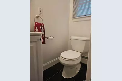 133 Railroad Avenue #2Fl, Syosset, NY 11791 - Photo 6
