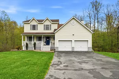 52 Mina Drive, Wappingers Falls, NY 12590 - Photo 2