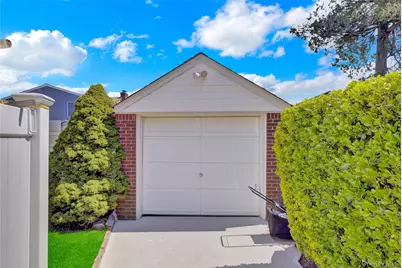 80 Wellington Road S, West Hempstead, NY 11552 - Photo 22