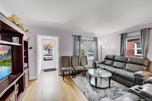 80 Wellington Rd S, West Hempstead, NY 11552 - Photo 4