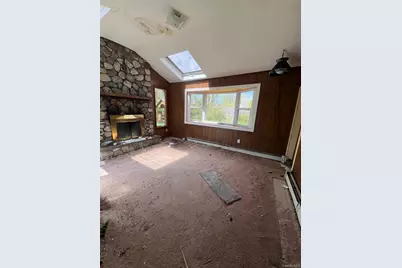 26 Willoughby Street, Brentwood, NY 11717 - Photo 2