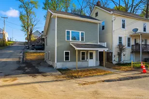 116 Maple St, Walden, NY 12586 - Photo 4