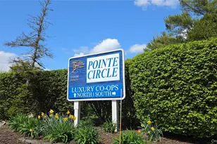 115 Pointe Cir S, Coram, NY 11727 - Photo 2