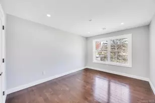 71 Cedar St, Hicksville, NY 11801 - Photo 16