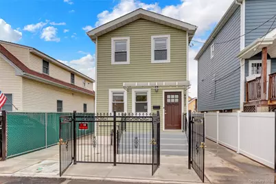 9977 164th Drive, Howard Beach, NY 11414 - Photo 6