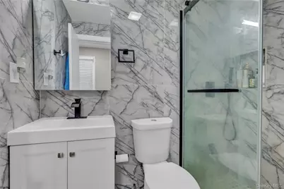9977 164th Drive, Howard Beach, NY 11414 - Photo 22
