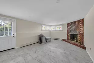1678 Park Ave, Merrick, NY 11566 - Photo 12