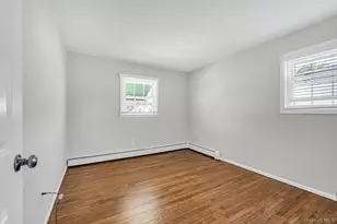 1678 Park Ave, Merrick, NY 11566 - Photo 8