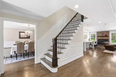 47 Briarfield Lane, Huntington, NY 11743 - Photo 2