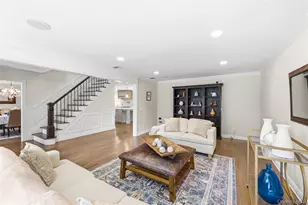 47 Briarfield Ln, Huntington, NY 11743 - Photo 4