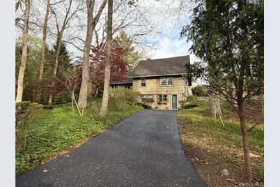 21 Dogwood Drive, Stony Brook, NY 11790 - Photo 2