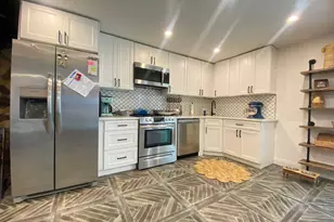 41-12 20th Ave, Astoria, NY 11105 - Photo 14
