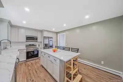 24 Brandywine Drive, Mastic, NY 11950 - Photo 6