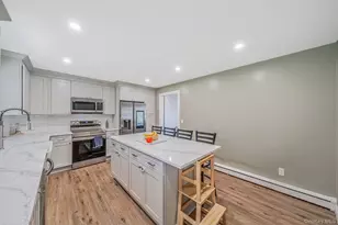 24 Brandywine Dr, Mastic, NY 11950 - Photo 6