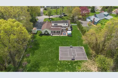 188 Flower Hill Road, Huntington, NY 11743 - Photo 32