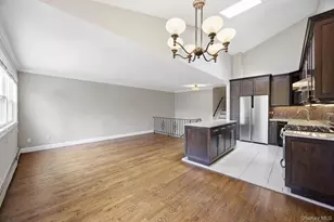 69-33 Little Neck Pkwy, Glen Oaks, NY 11004 - Photo 14