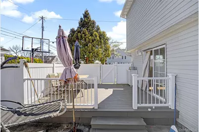 253 Devonshire Drive, New Hyde Park, NY 11040 - Photo 18