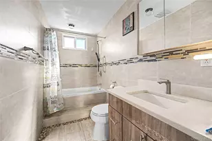 253 Devonshire Dr, New Hyde Park, NY 11040 - Photo 10
