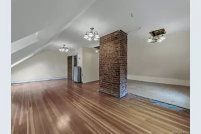 44 Arbor Place, Glen Cove, NY 11542 - Photo 24