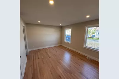 91 17th Street, Wading River, NY 11792 - Photo 8
