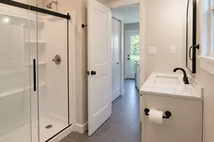 91 17th St, Wading River, NY 11792 - Photo 14